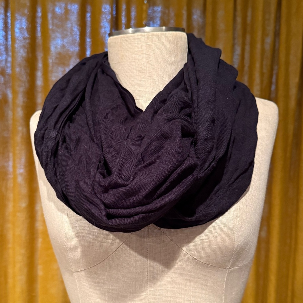 Elegant Black Infinity Scarf